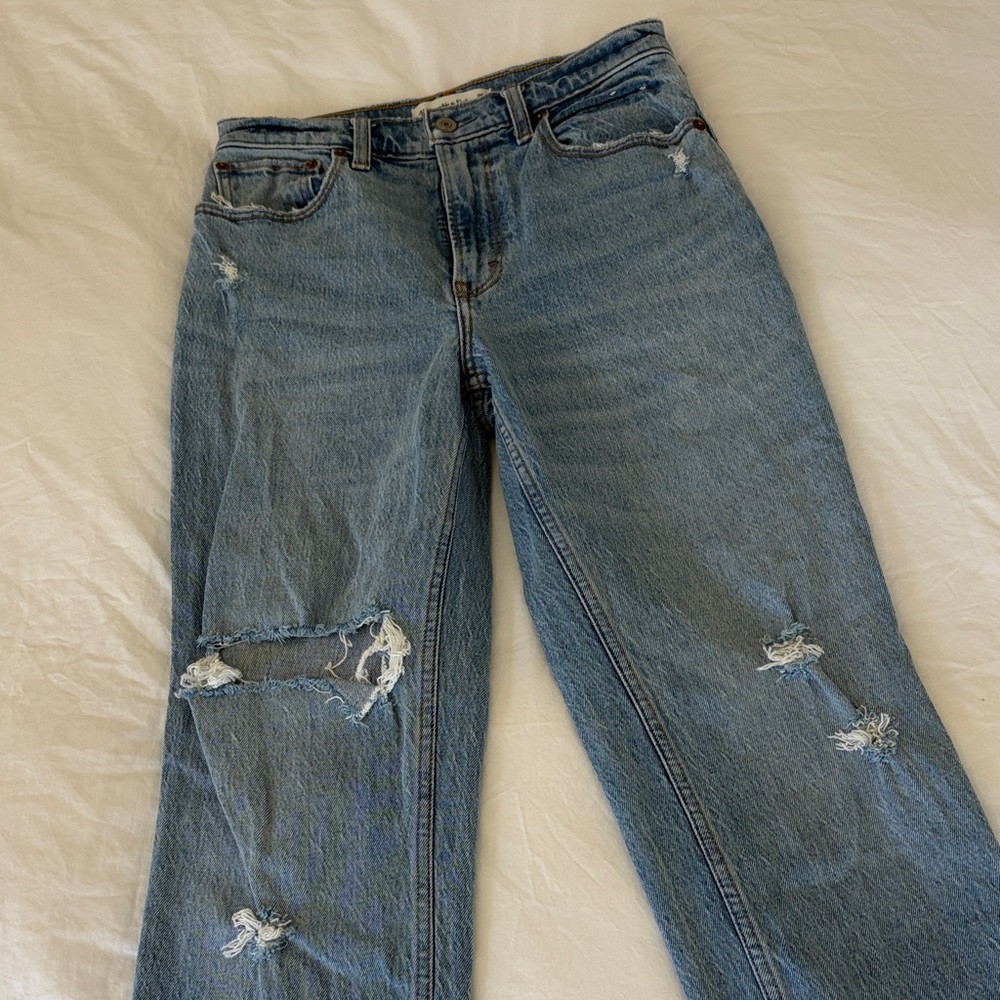 Abercrombie 90’s straight ultra high-rise